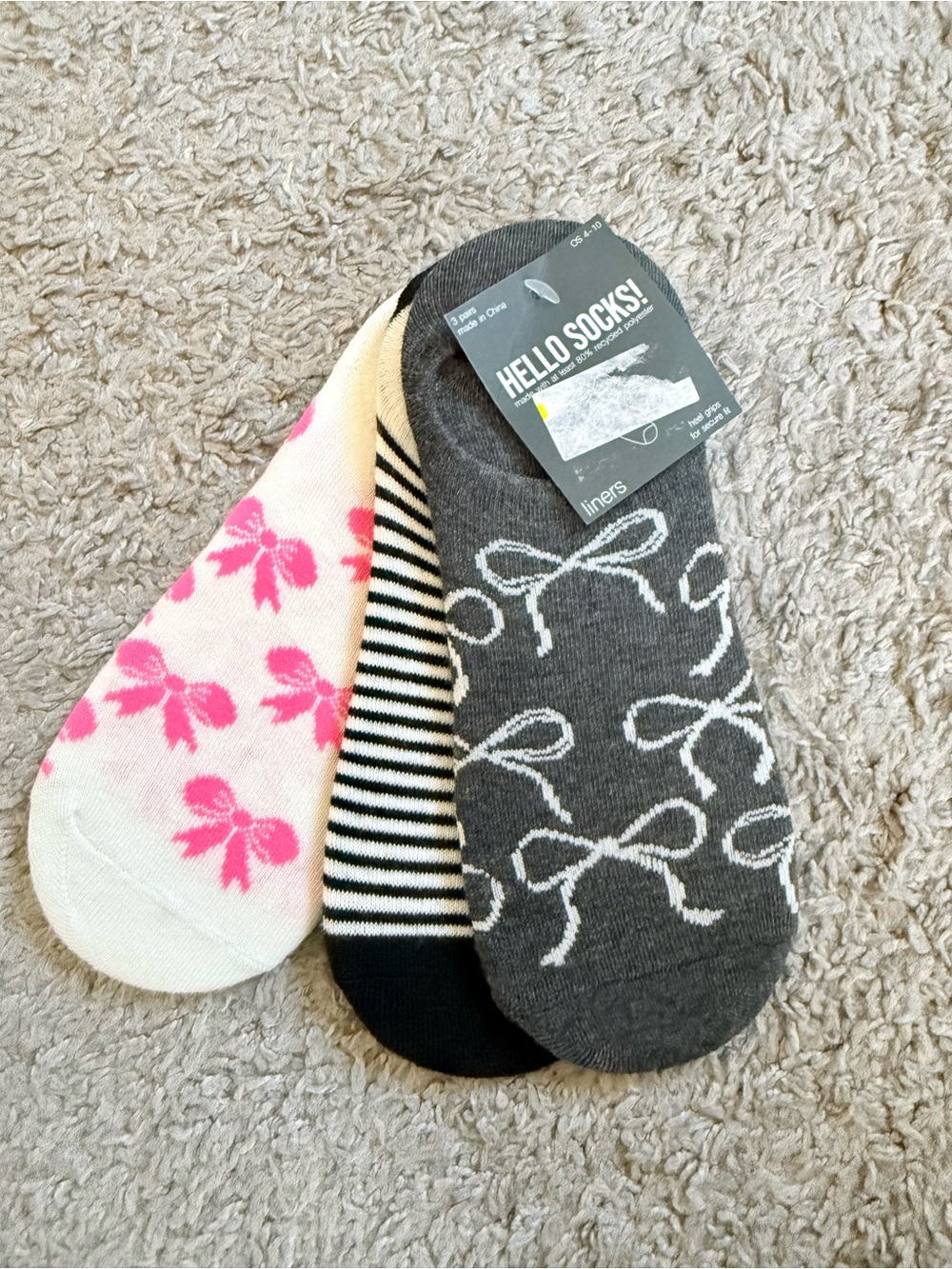 New No Shows Bow Print One Size Socks 4-10 Gray Pink White